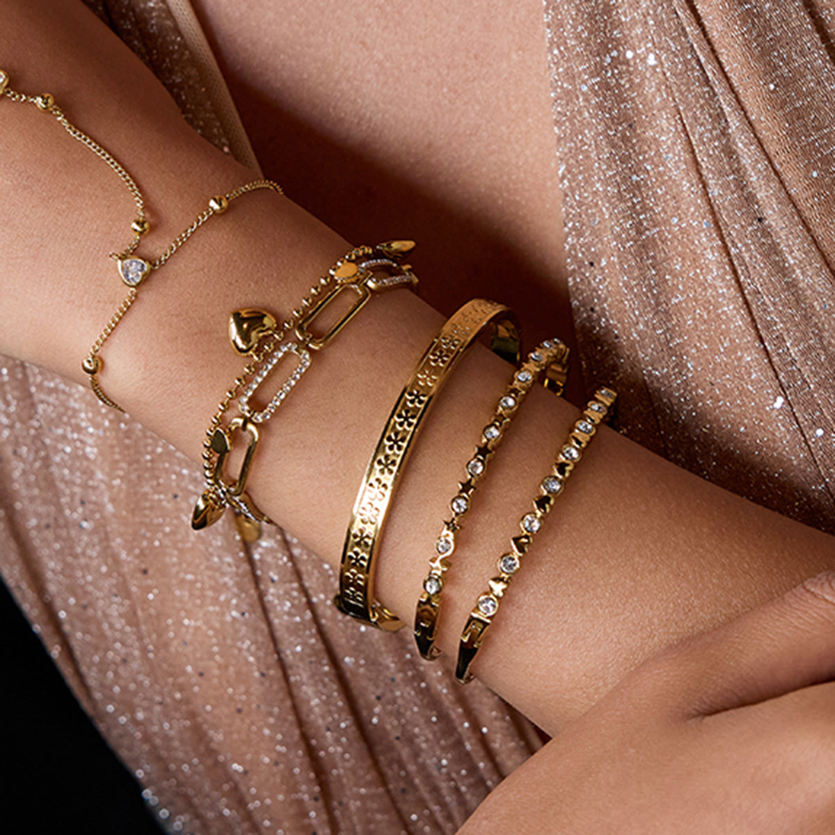 Luxe 18K verguld roestvrijstalen armband met strass steentjes, waterdicht, hypoallergeen, omkeerbare sluiting